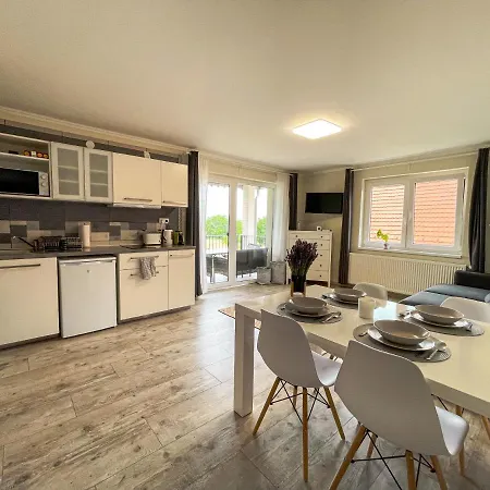Pine&Chill Apartments Balatonalmadi Exterior photo