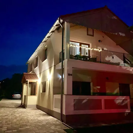 Pine&Chill Apartments Balatonalmadi Exterior photo