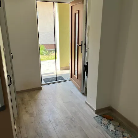 Pine&Chill Apartments Balatonalmadi Room photo